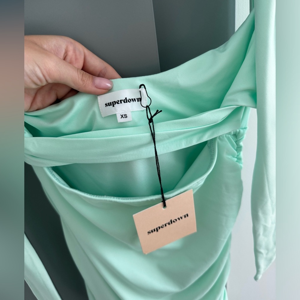Superdown halter mini mint dress - Picture 3 of 4